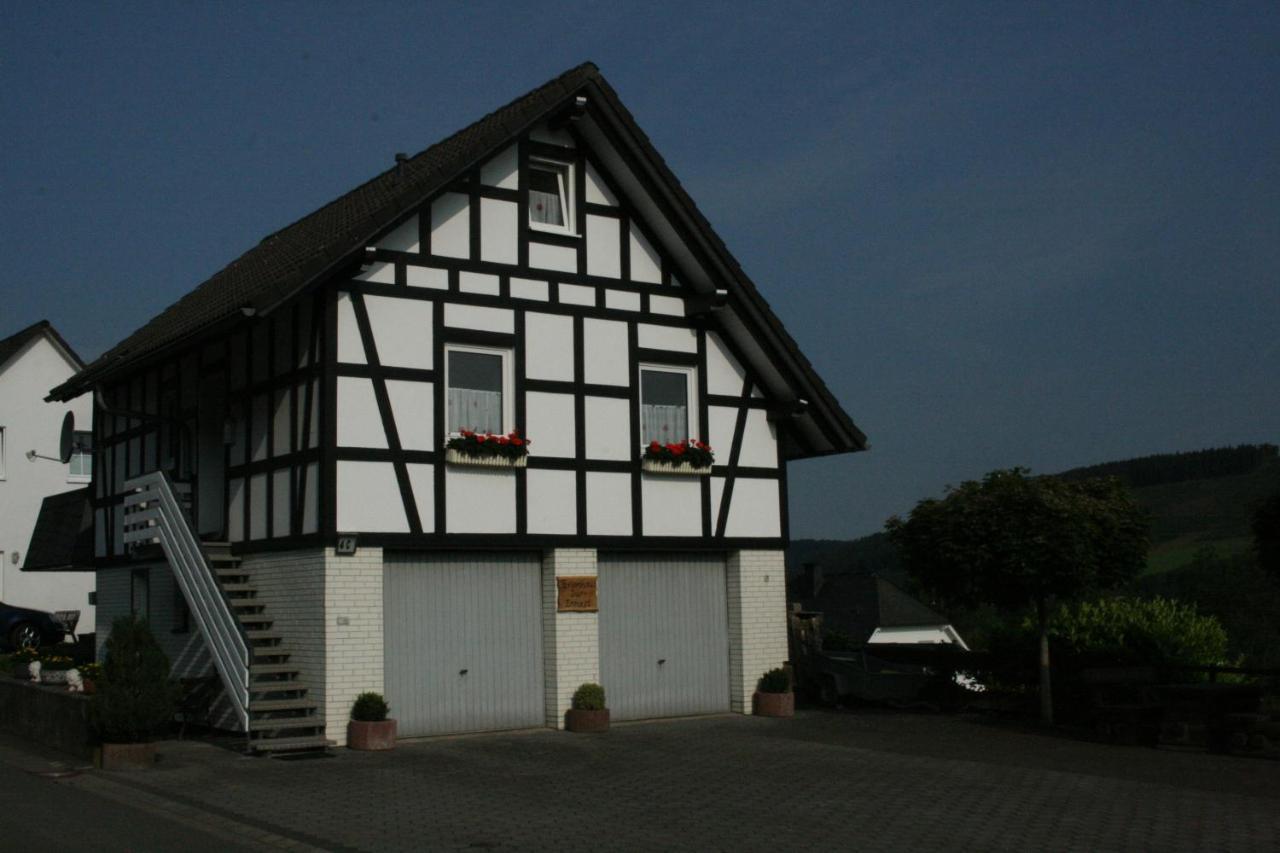 Ferienhaus Zur Ennest Schmallenberg Exterior foto